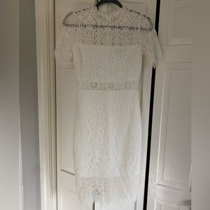Stunning Lace Short Sleeve Dress